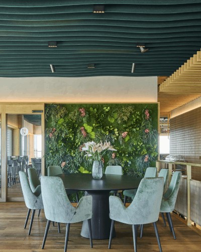 RIVI Roof Restaurant & Bar